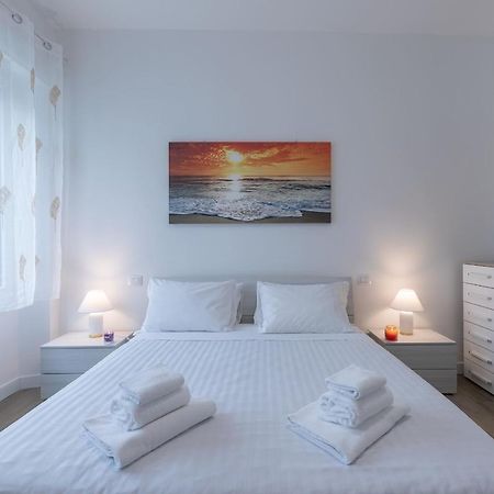 Santacroce Lovely Apartment In Florence Buitenkant foto